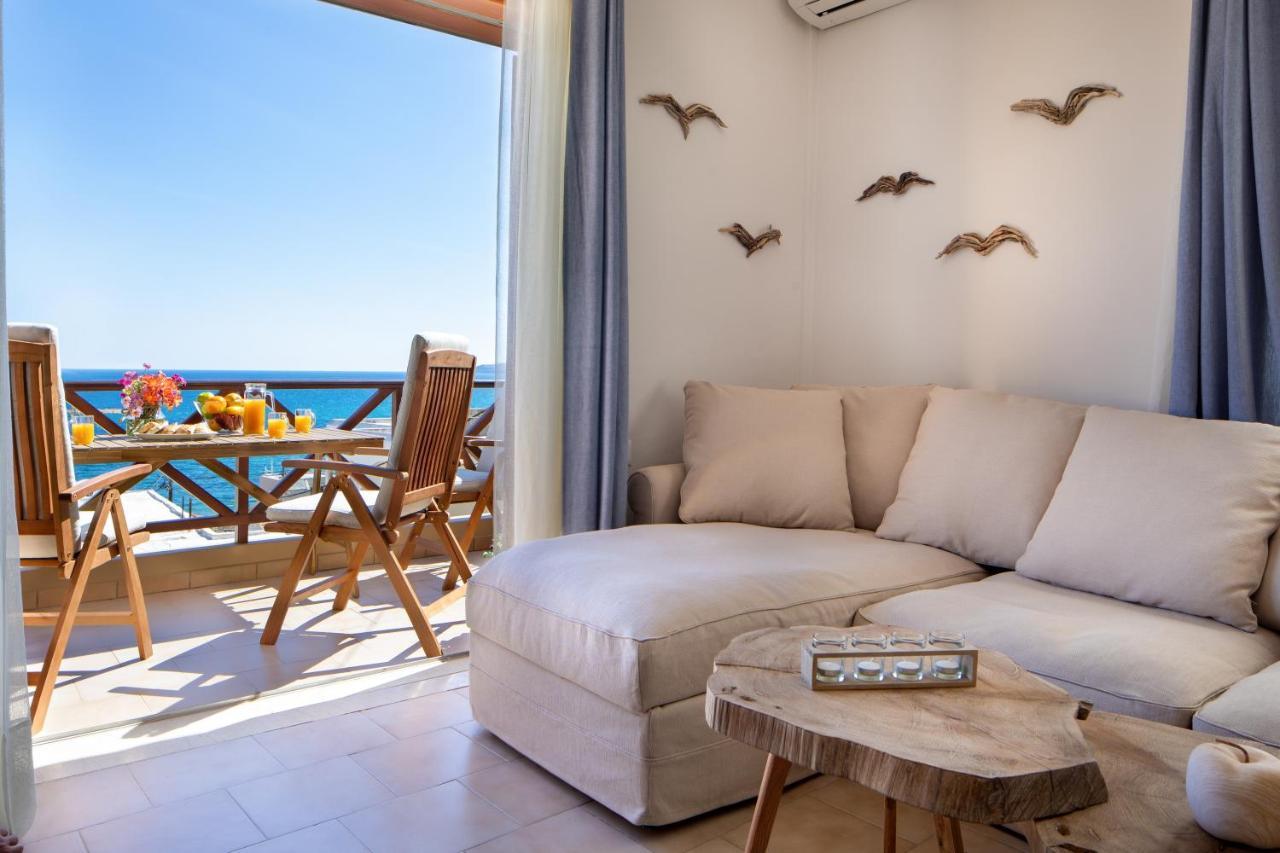 Avra Apartments كاليفيس المظهر الخارجي الصورة