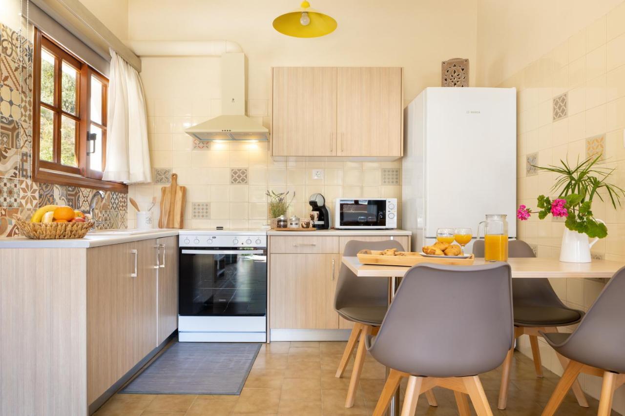 Avra Apartments كاليفيس المظهر الخارجي الصورة